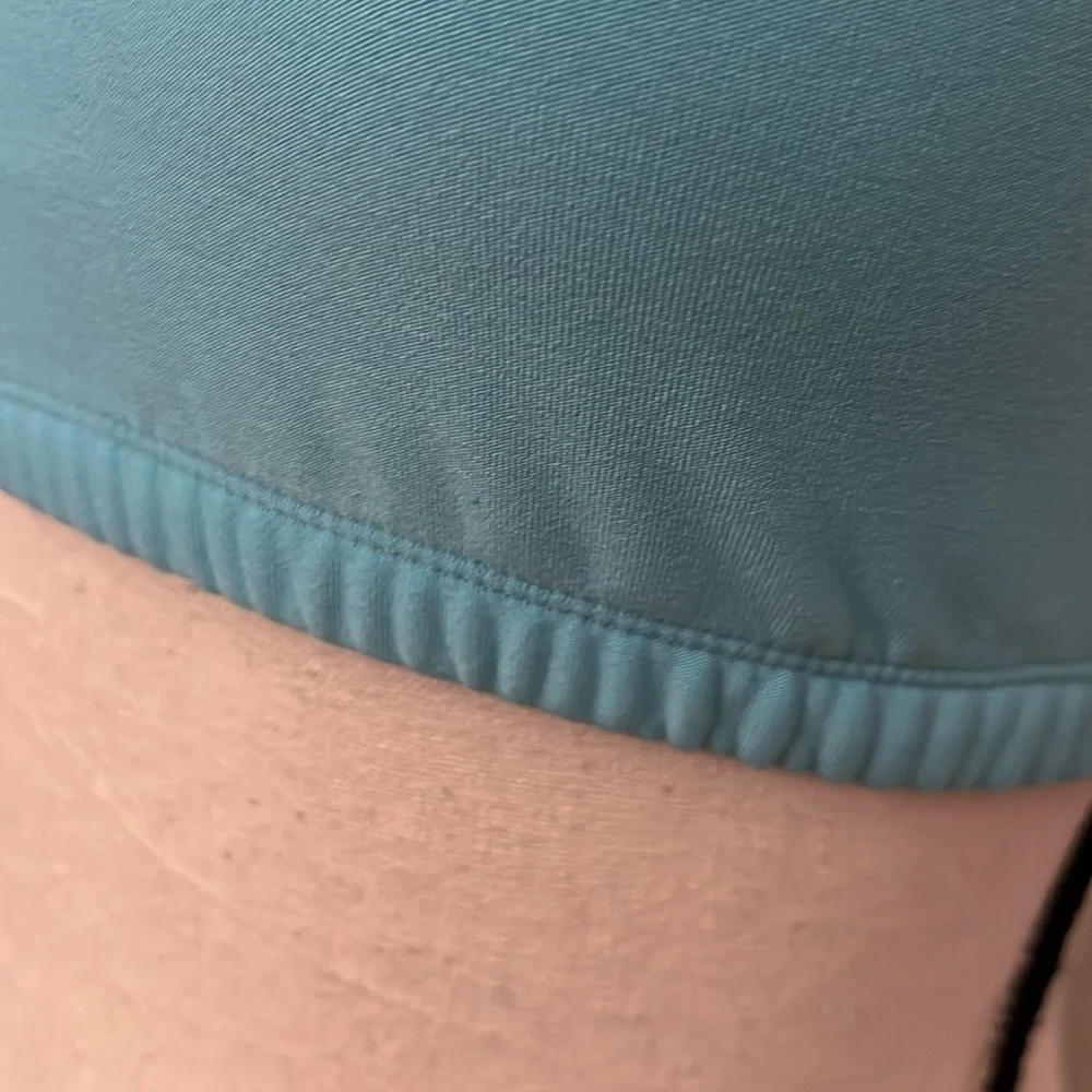 Nike DRI-Fit  turquoise sports bra